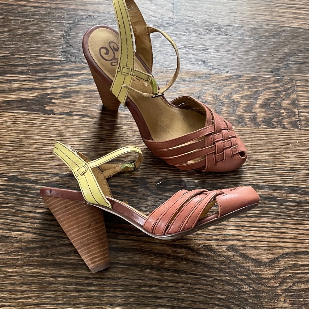 Seychelles Brown and Yellow Strappy Heels